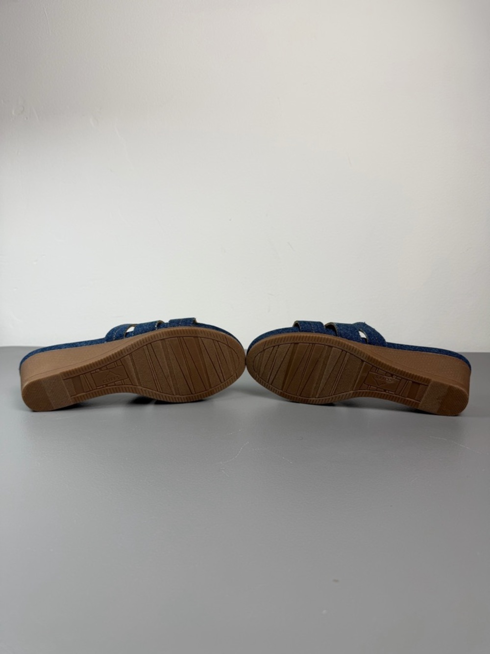 Cliffs by White Mountain Candyce Dark Blue Denim Women's Wedge Sandals-Sz 6.5 - Picture 10 of 12